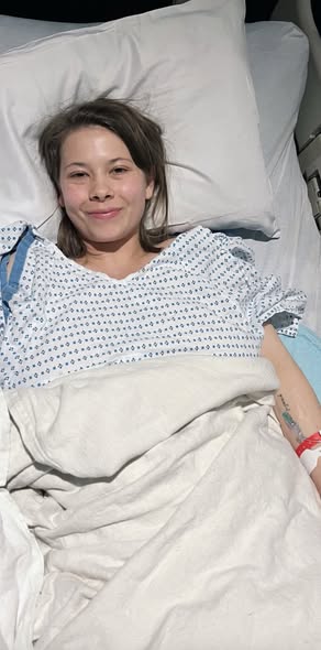 Bindi Irwin Death Hoax Debunked: Wildlife Conservationist Shares Recovery Update After Surgery